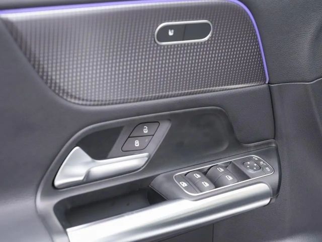 Mercedes-Benz GLA 200 Progressive