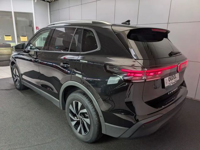 Volkswagen Tiguan 2.0 TDI"Life"ACC AHK App LaneASS Rear
