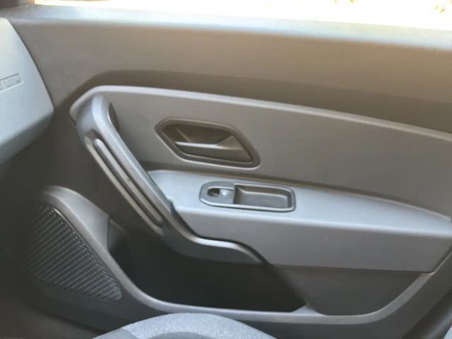 Dacia Duster Essential