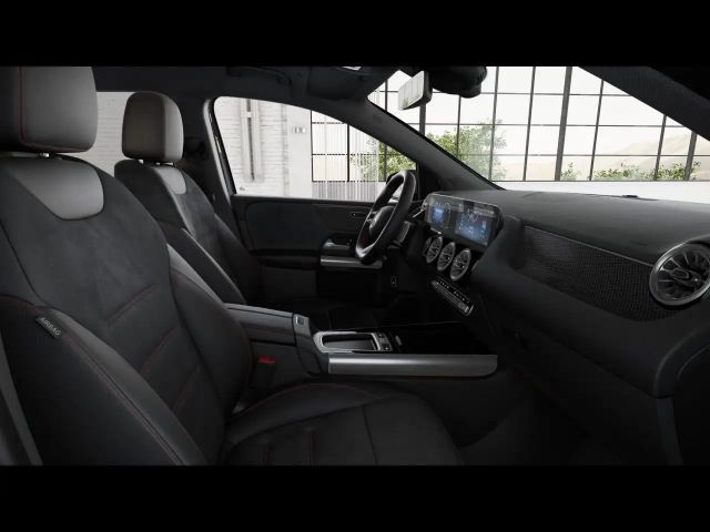 Mercedes-Benz B 180 AMG Line Sedan