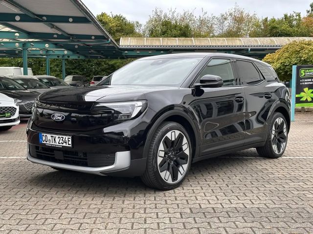 Ford Explorer Extended range Premium RWD