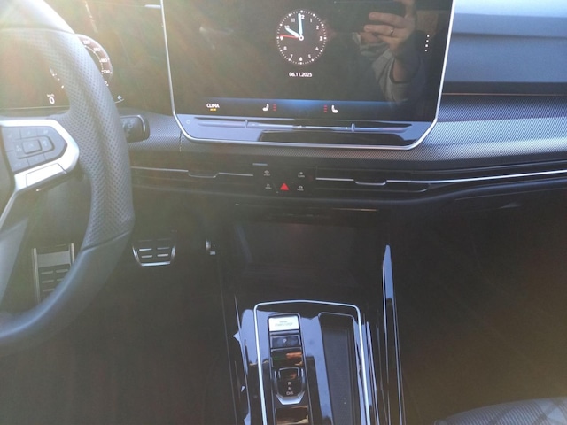 Volkswagen Golf 2.0 TDI DSG R-Line