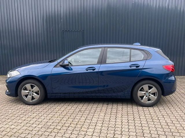 BMW 118 118i 5-deurs Sedan