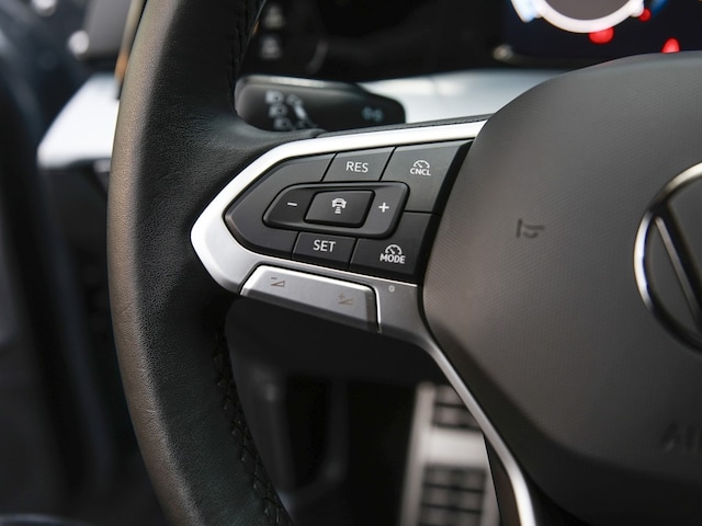 Volkswagen Golf 1.5 TSI