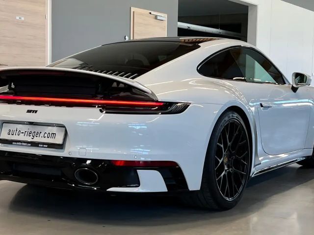 Porsche 911 4S Carrera Coupé