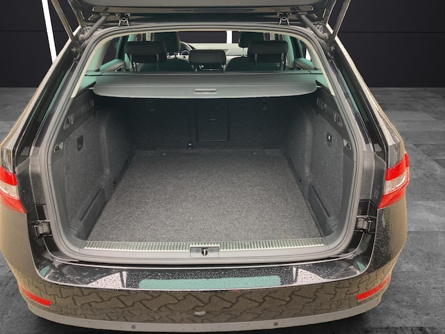 Skoda Superb Ambition Combi