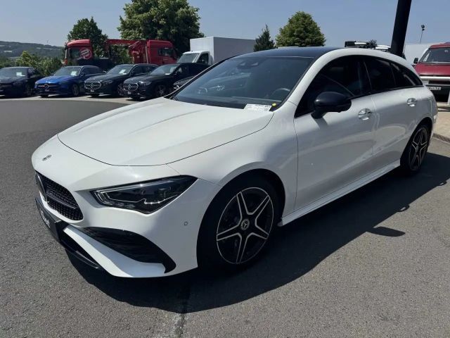 Mercedes-Benz CLA 220 AMG Line