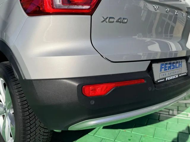 Volvo XC40 Core Momentum