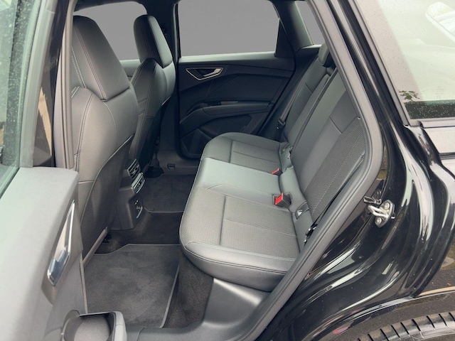 Audi Q4 e-tron SUV 45 e-tron Audi Q4 e-tron