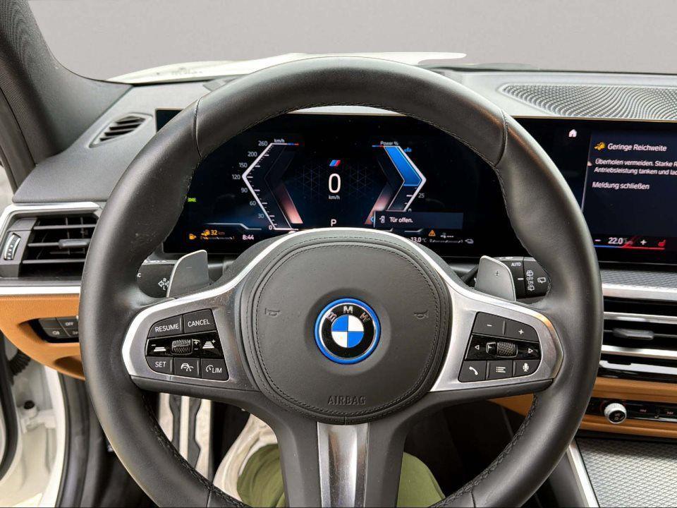 BMW 320 320e Touring xDrive
