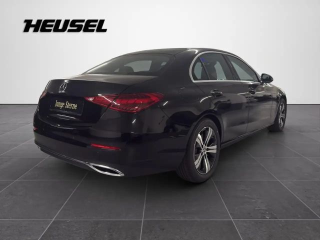 Mercedes-Benz C 180 AVANTGARDE Sedan