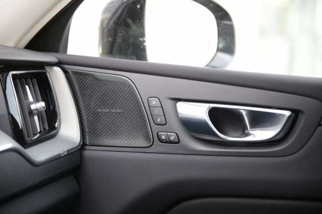 Volvo XC60 AWD Inscription T8