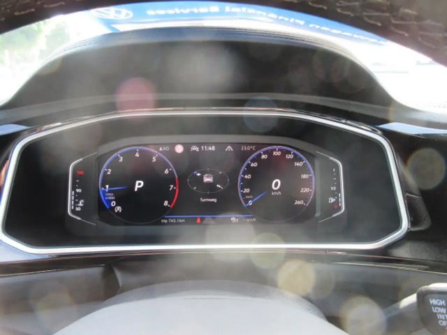 Volkswagen T-Roc 1.5 TSI Cabriolet DSG R-Line