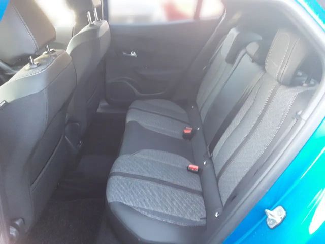 Peugeot E-2008 Allure Pack