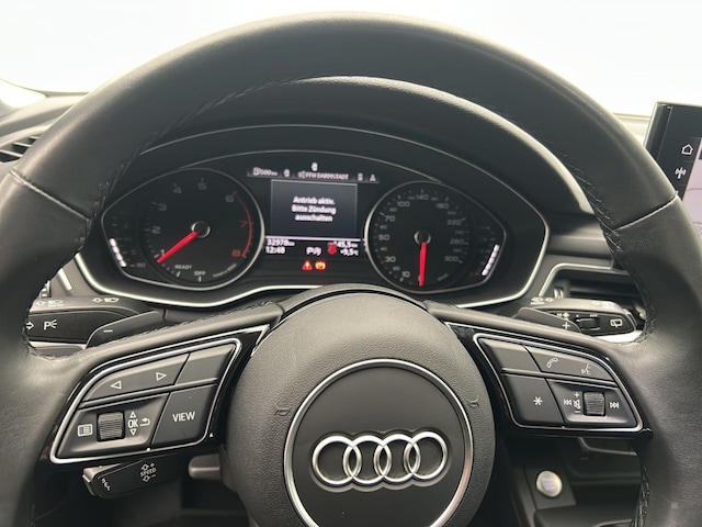 Audi A4 35 TFSI Avant S-Tronic