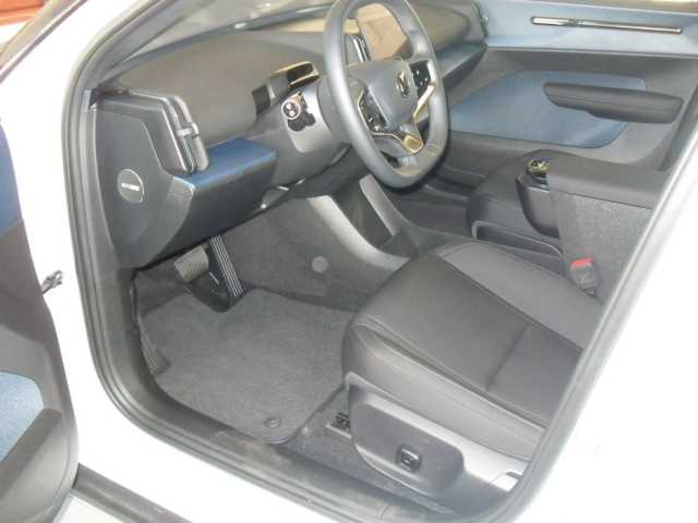 Volvo EX30 Achterwielaandrijving Ultra