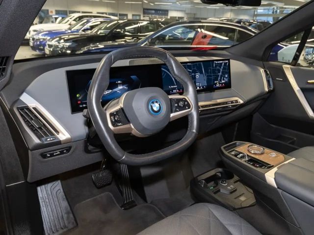 BMW iX xDrive40
