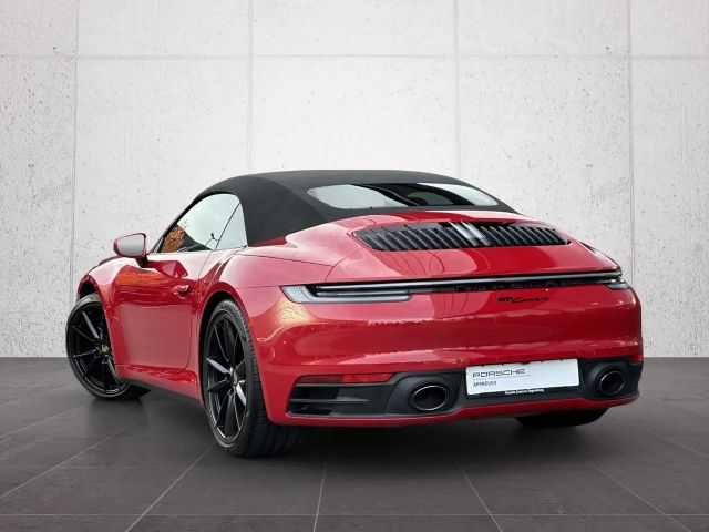 Porsche 992 Cabrio Carrera