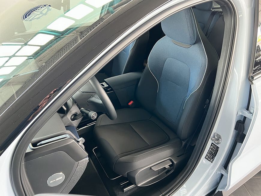 Volvo EX30 