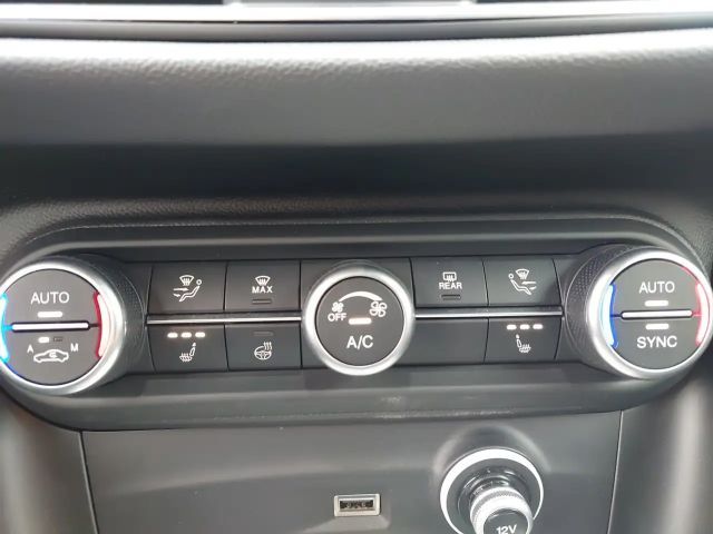 Alfa Romeo Stelvio AT8 Q4 Veloce