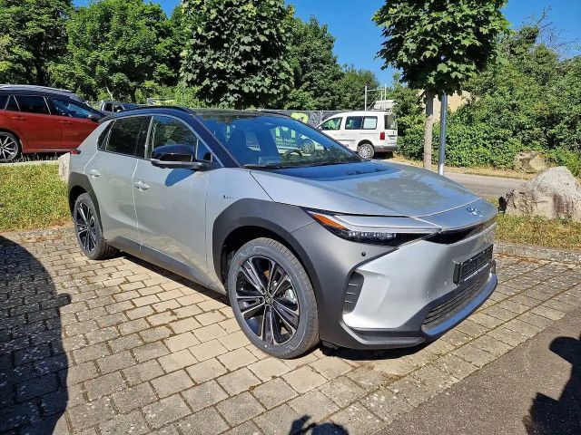 Toyota bZ4X Lounge X-Mode