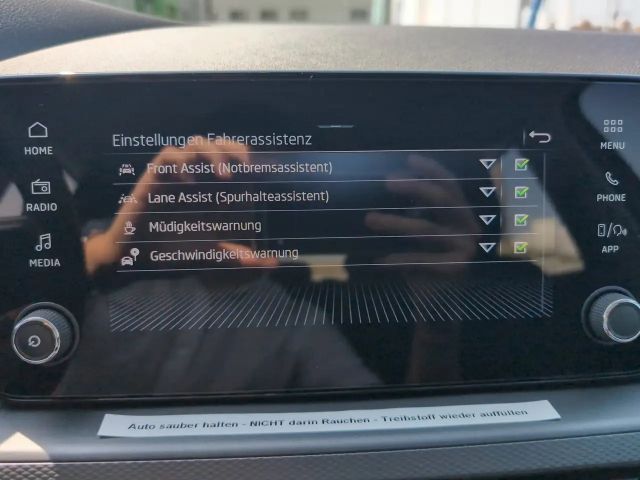 Skoda Scala Essence TSI