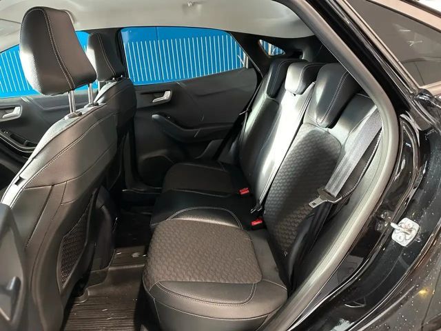 Ford Puma EcoBoost Titanium