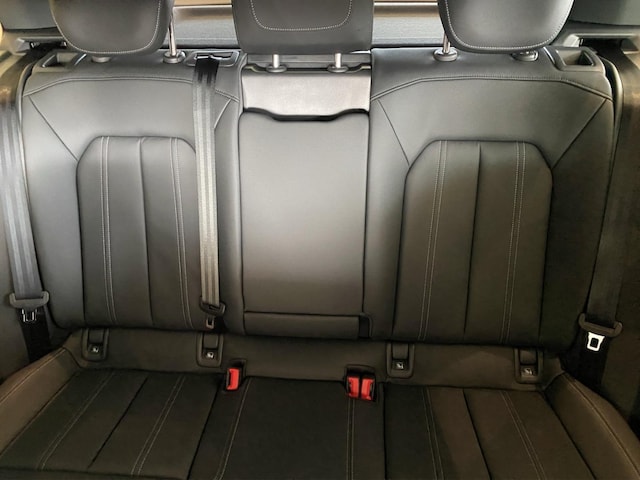 Audi Q4 e-tron SUV 45 e-tron Audi Q4 e-tron