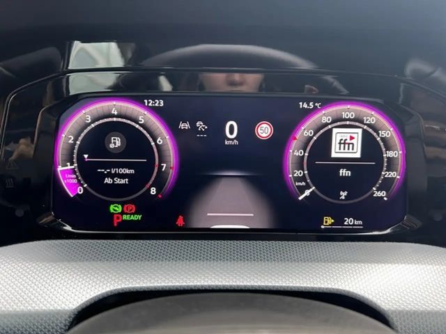 Volkswagen Golf 1.5 eTSI DSG Golf VIII