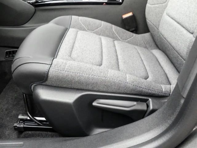 Citroën ë-C4 C-Series