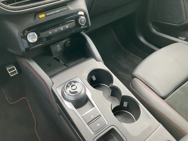 Ford Kuga Hybrid ST Line X