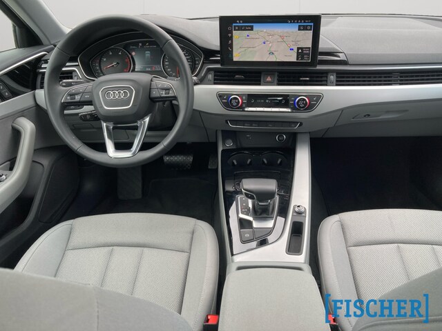 Audi A4 30 TDI Avant S-Tronic
