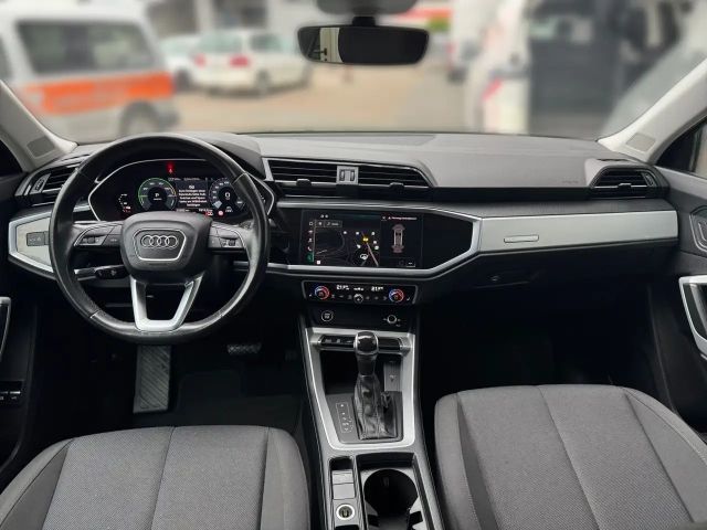 Audi Q3 S-Line