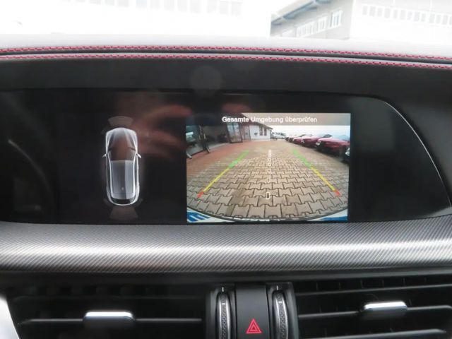 Alfa Romeo Stelvio Q4