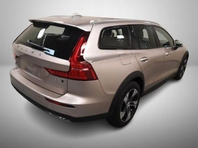 Volvo V60 Cross Country AWD Ultimate
