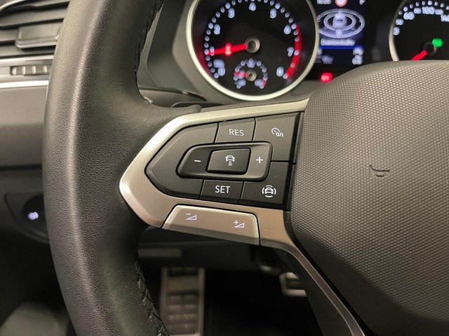 Volkswagen Tiguan Tiguan 1.5 TSI Move ACC+AHK+NAVI+KAMERA+LED