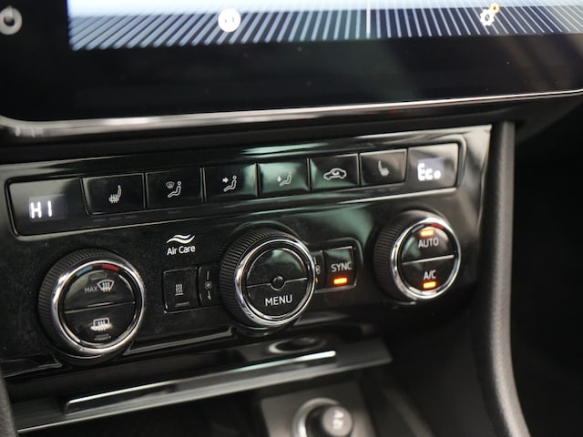 Skoda Superb Ambition Combi iV