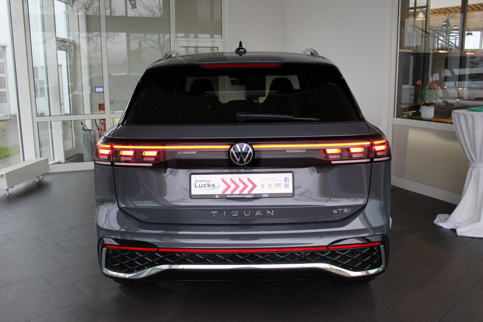 Volkswagen Tiguan IQ.Drive R-Line Sound