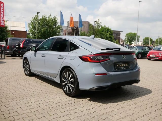 Honda Civic 2.0 Elegance Hybrid i-MMD