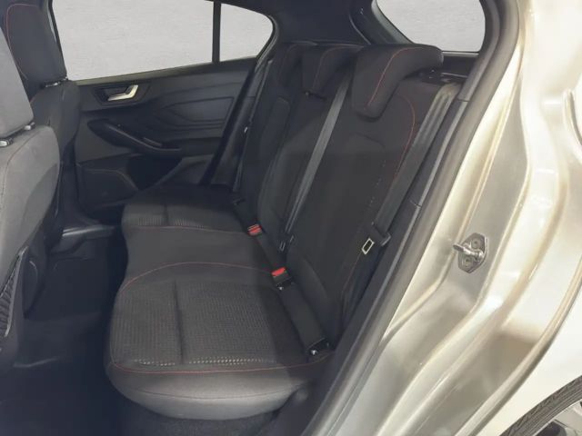 Ford Focus EcoBoost ST Line