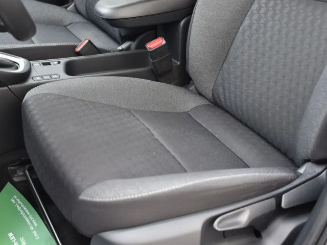 Toyota Yaris 1.5 Dual-VVT-iE (Hybrid)