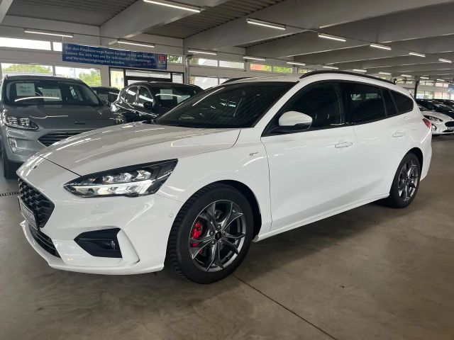 Ford Focus ST Line Wagon