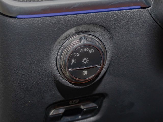 Mercedes-Benz C 200 AMG Line Sedan