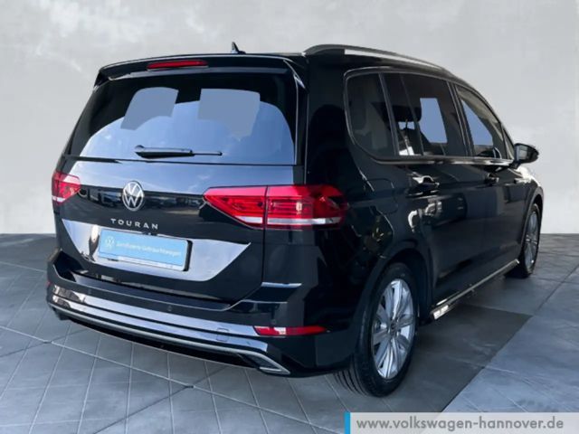 Volkswagen Touran 1.5 TSI DSG R-Line