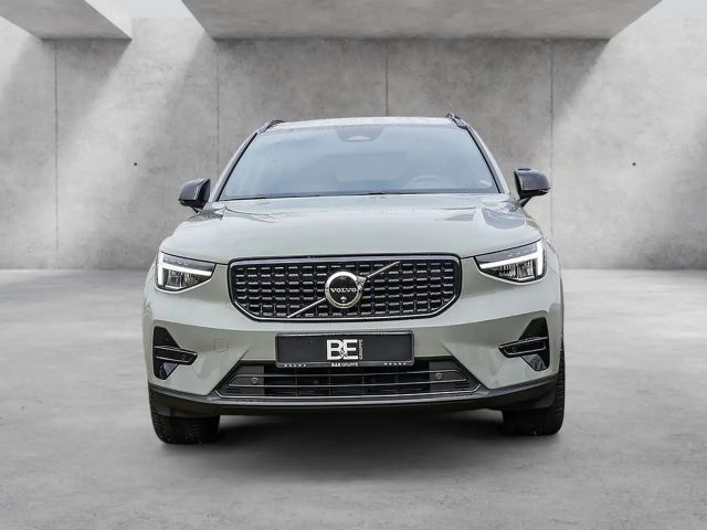 Volvo XC40 Dark Plus