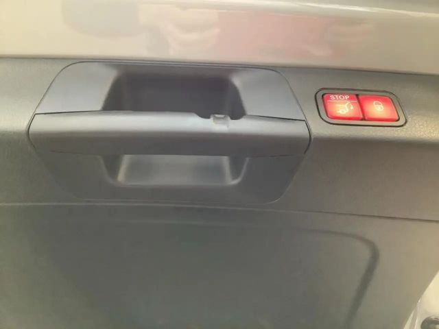 Mercedes-Benz GLB 220 4MATIC AMG Line