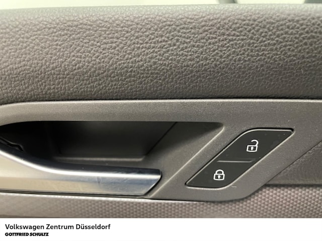 Volkswagen Golf 1.5 TSI Life Variant