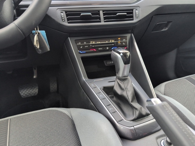 Volkswagen Polo 1.0 TSI DSG IQ.Drive