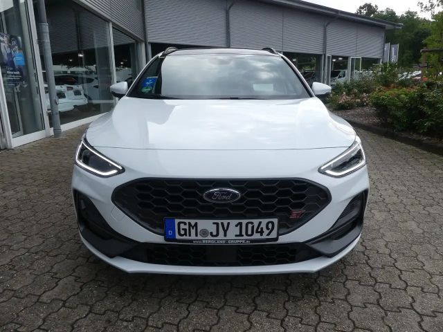 Ford Focus EcoBoost ST Line