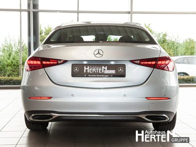 Mercedes-Benz C 180 AVANTGARDE Sedan